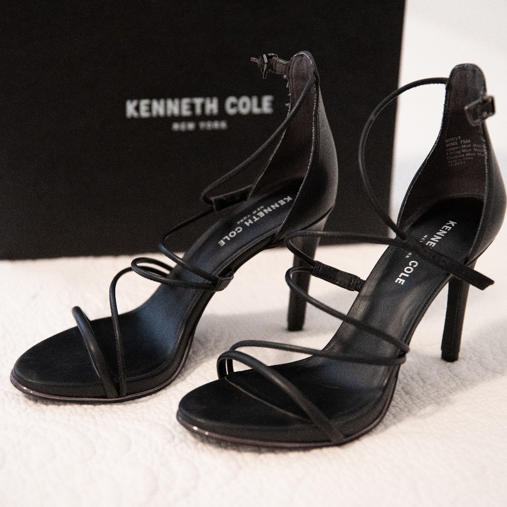 Kenneth Cole BRETT Black Strappy Heels
